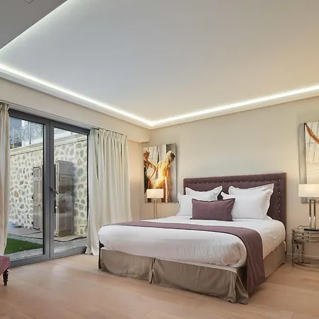 5-bedroom With Swimming Pool In The Heart Of The Croisette In