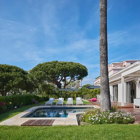 5-bedroom With Swimming Pool In The Heart Of The Croisette In * Cannes